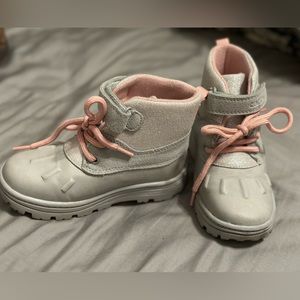 Carter’s toddler size 8 boot